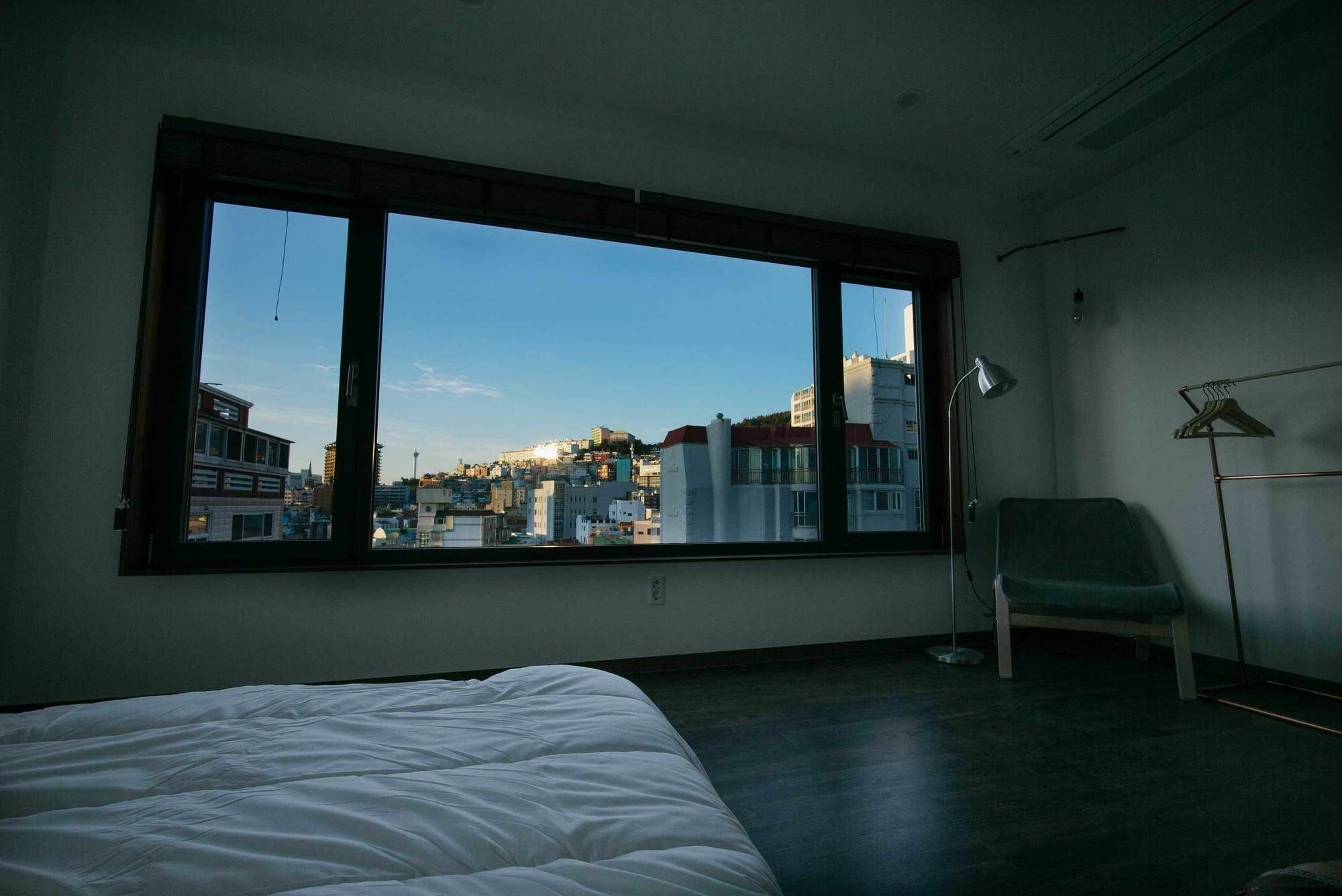 Morning Dew Guesthouse Busan Bagian luar foto